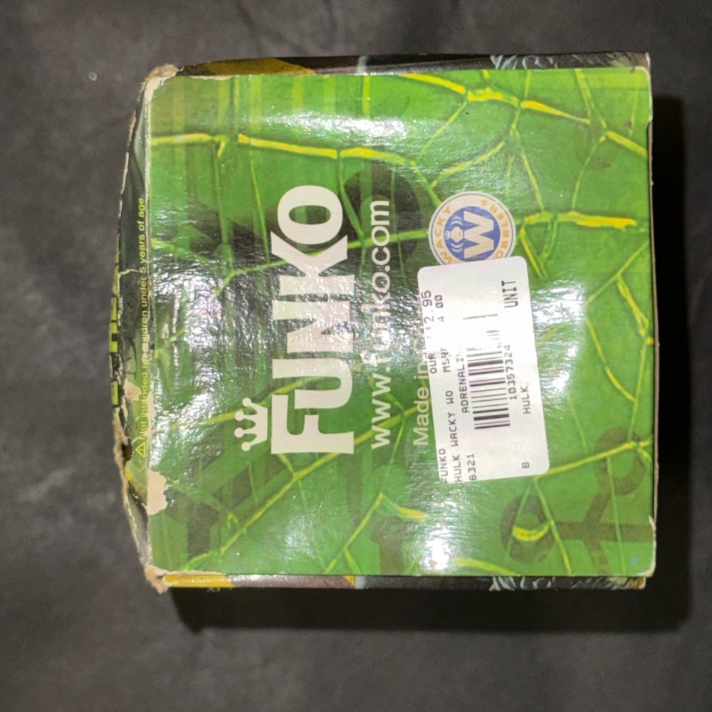 Funko Wacky Wobbler Incredible Hulk Bobblehead Marvel 2008 Box Damage - Picture 4 of 5